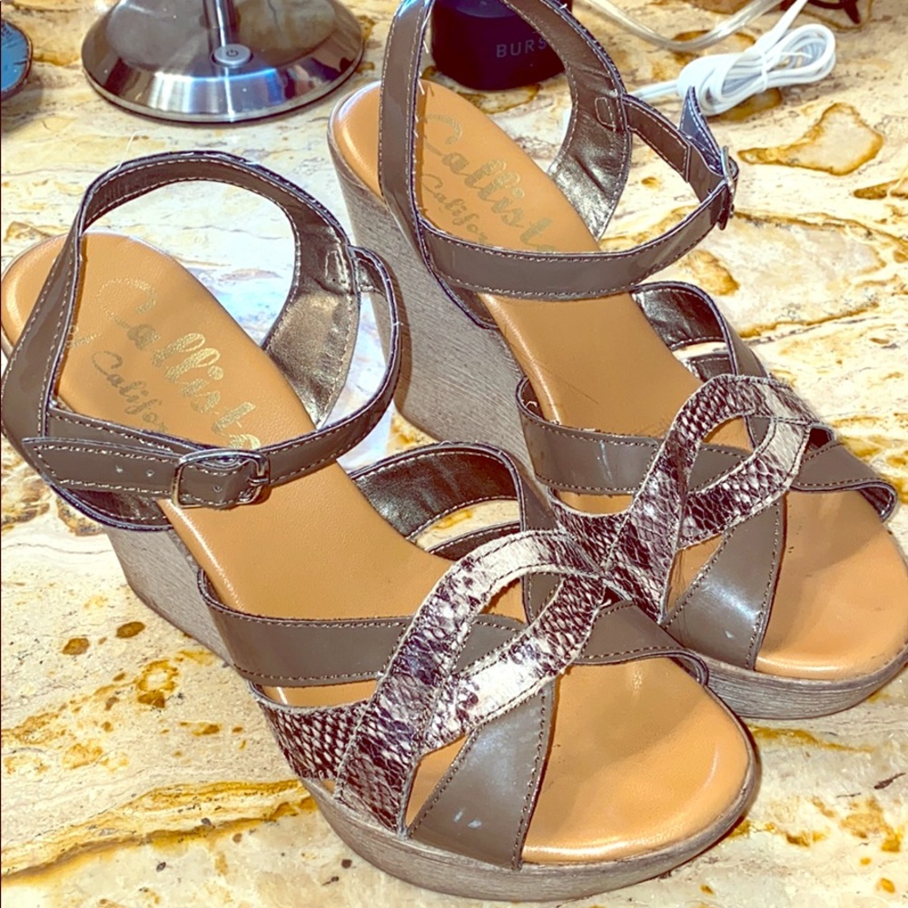 Callisto Wedge Heels Size 7